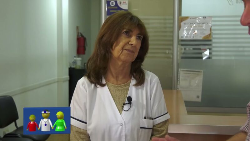Se siguen reparando audífonos para mejorar la audición de las personas